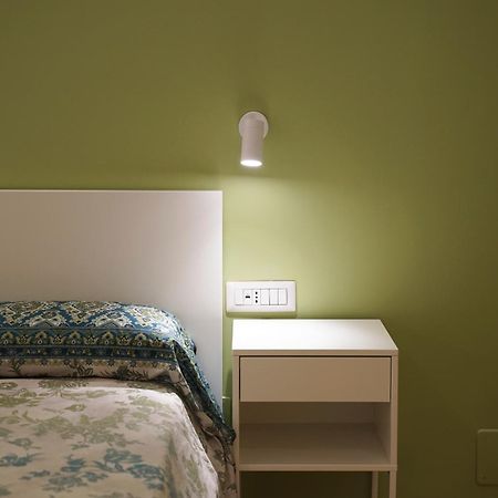 Tom Apartments Неаполь Экстерьер фото