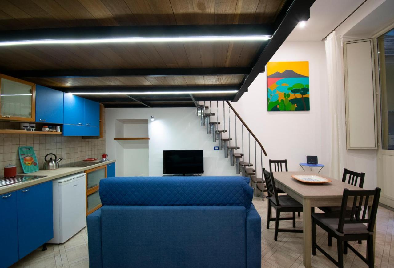 Tom Apartments Неаполь Экстерьер фото