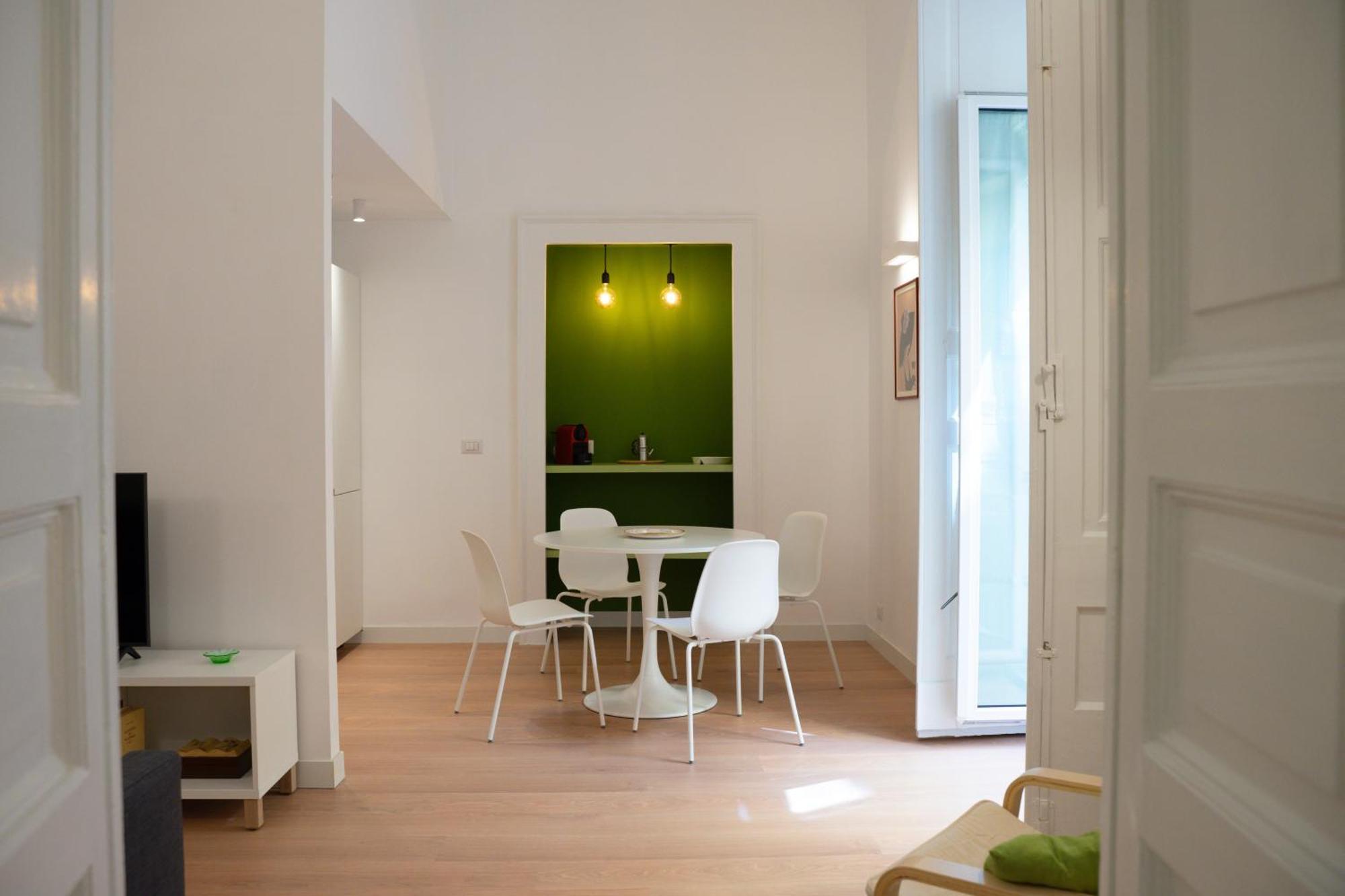 Tom Apartments Неаполь Экстерьер фото