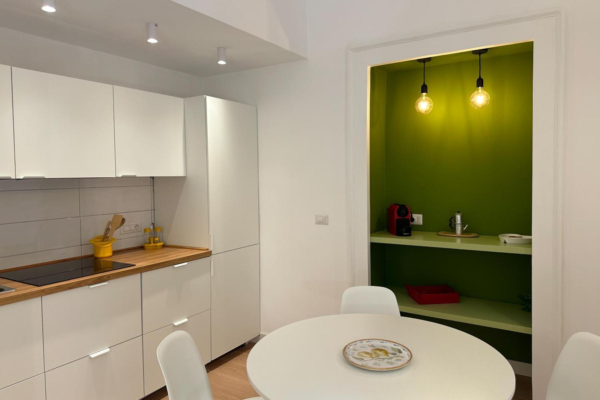 Tom Apartments Неаполь Экстерьер фото